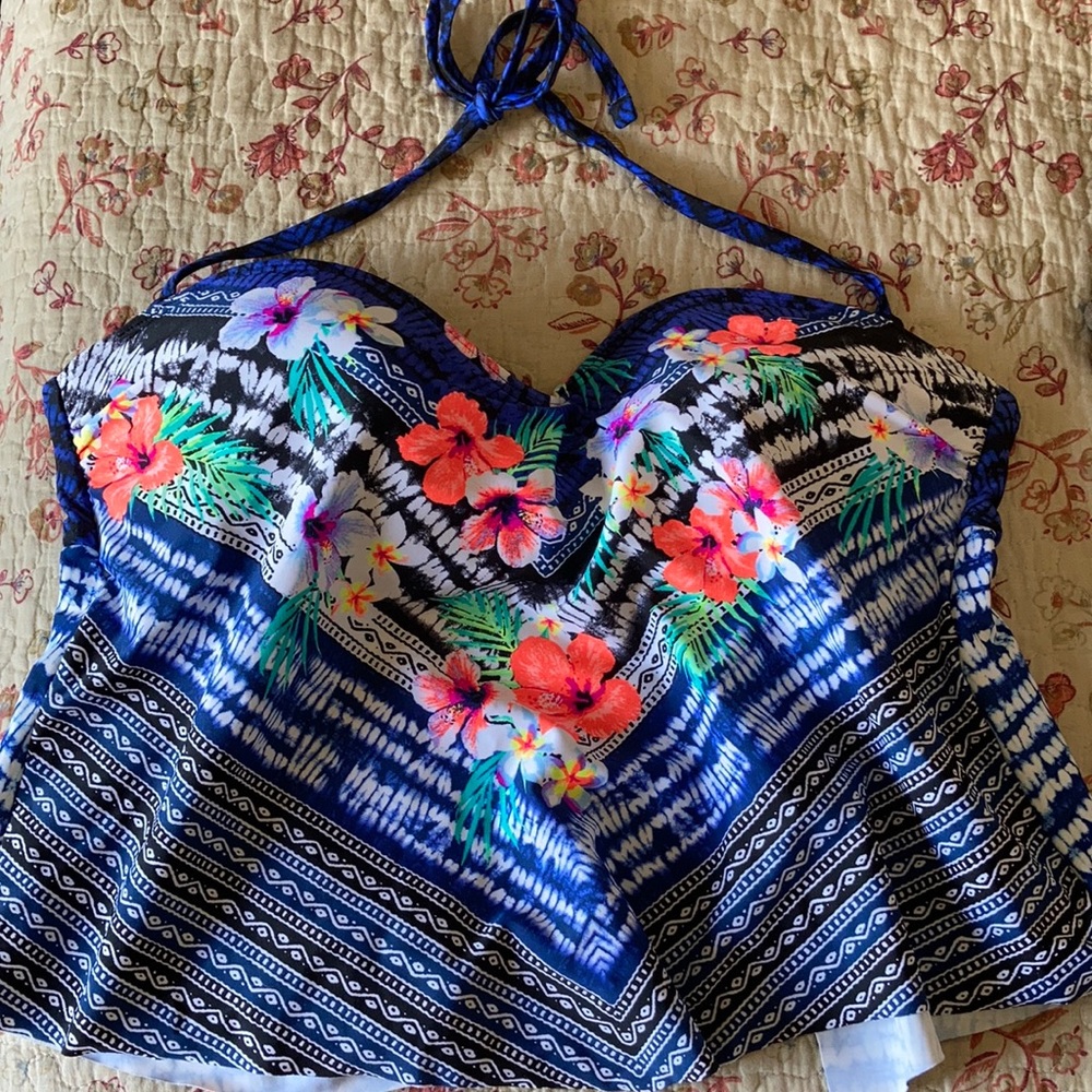 Super pretty long swim too new condition